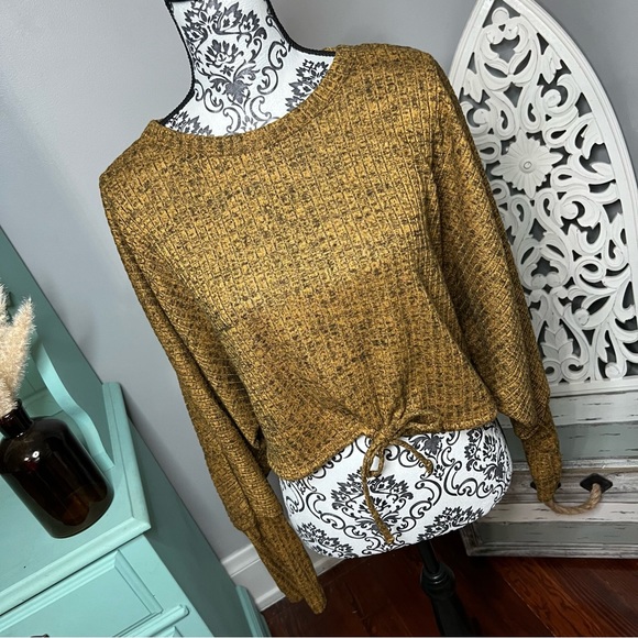 Fashion Nova Morning Cuddles Lounge Top Size 2x NWT - Picture 2 of 11